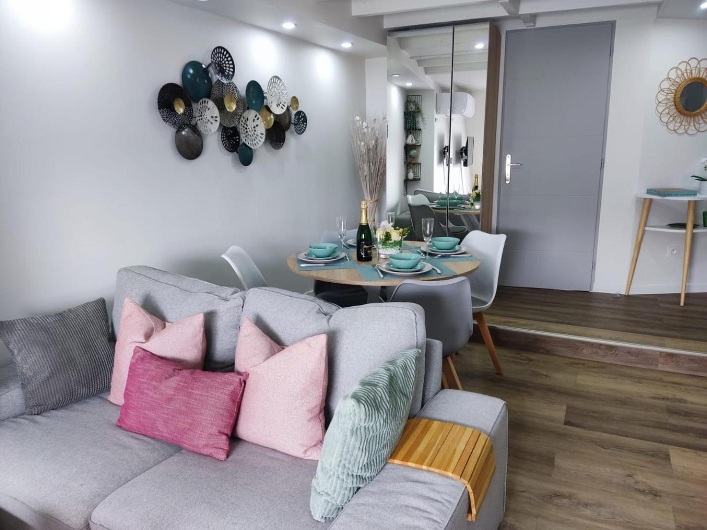 Chez Soline - Le Duplex Climatise อองบวส ภายนอก รูปภาพ